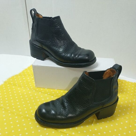 Cole Haan Women’s Chelsea Boot, Size 6B Black - Picture 3 of 12